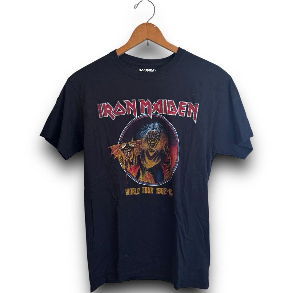 Iron Maiden “World Tour 1982-83” Tee Size M Black Graphic Band T-Shirt